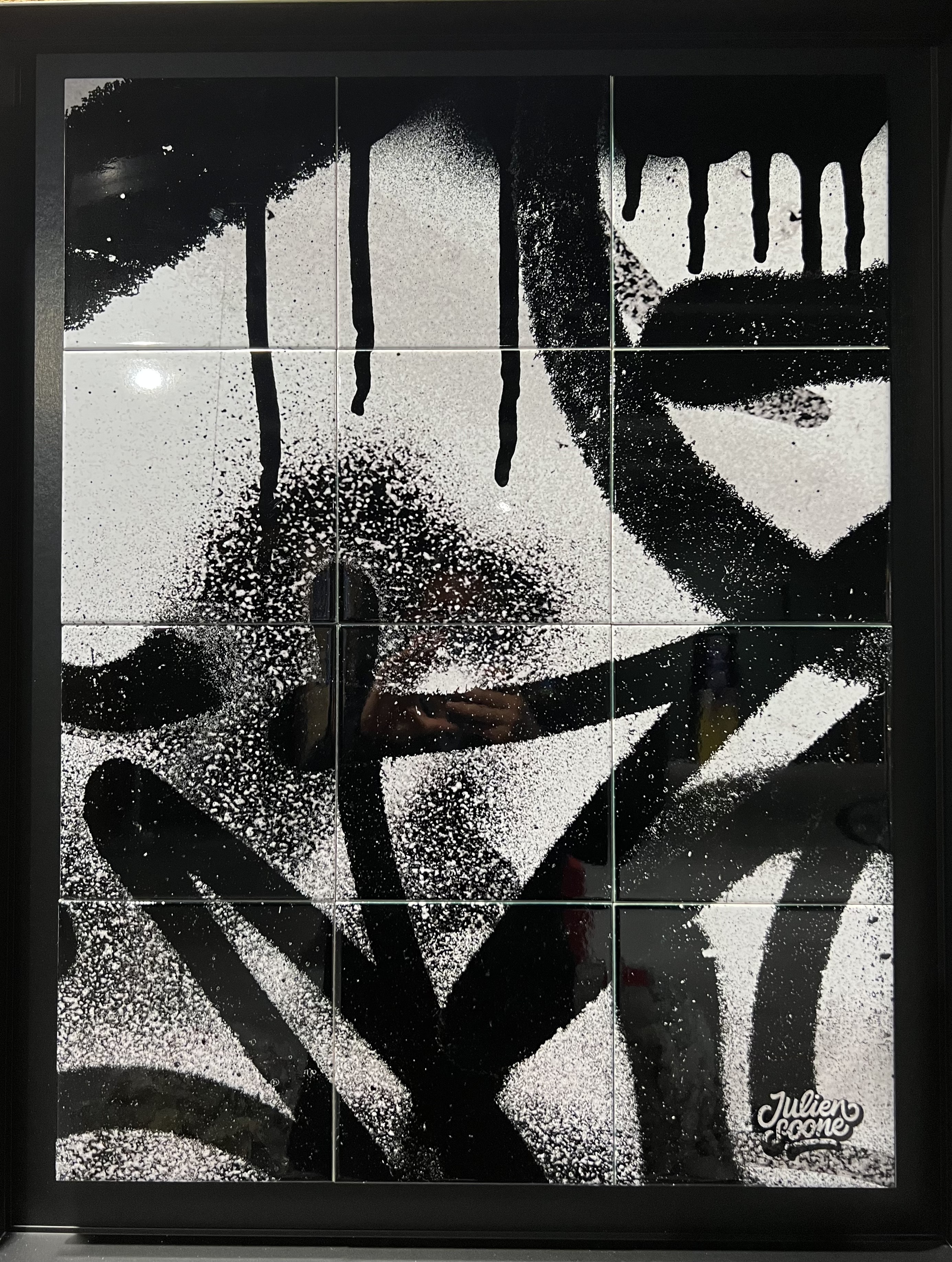 Julien Soone, Black graff Julien Soone, Black graff