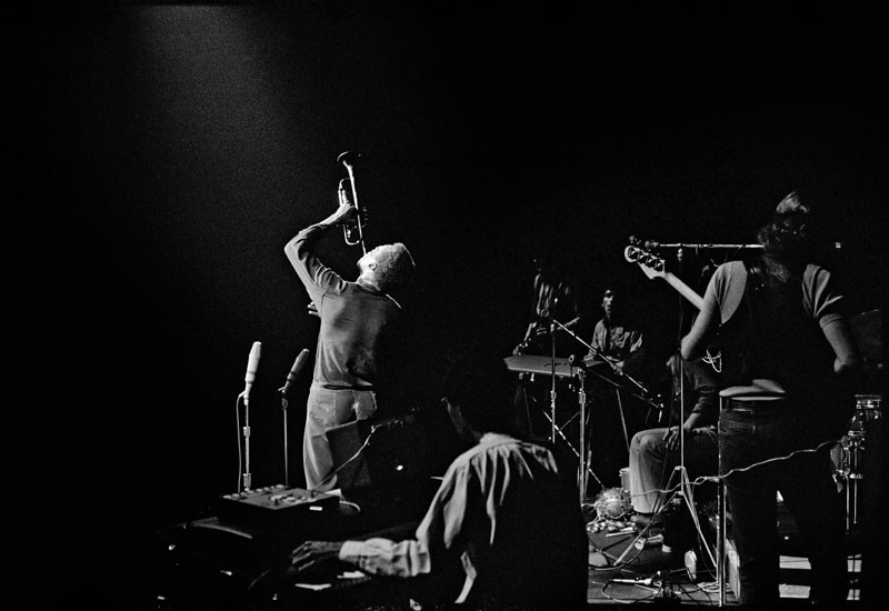 Glen Craig, Miles Davis, Fillmore East, NYC, June 17, 1970 II Glen Craig, Miles Davis, Fillmore East, NYC, June 17, 1970 II