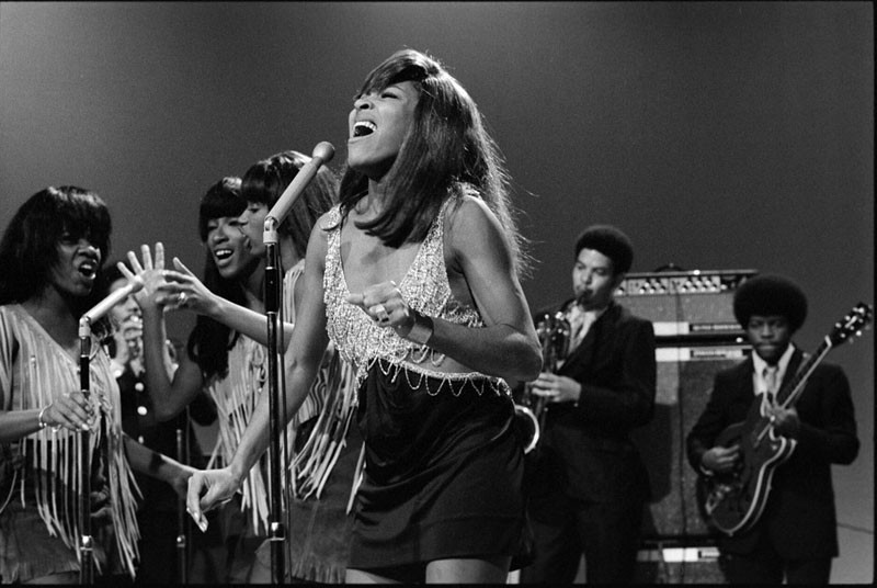 Glen Craig, Tina Turner Singing with Ikettes, Tonight Show with Johnny Carson, November 23, 1970 Glen Craig, Tina Turner Singing with Ikettes, Tonight Show with Johnny Carson, November 23, 1970