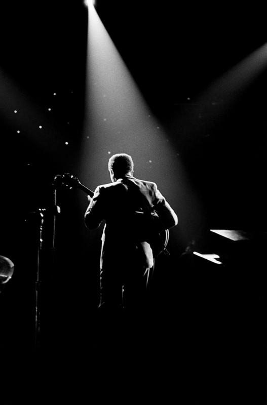 Glen Craig, BB King On Stage - in Spotlights, Boston Garden Glen Craig, BB King On Stage - in Spotlights, Boston Garden