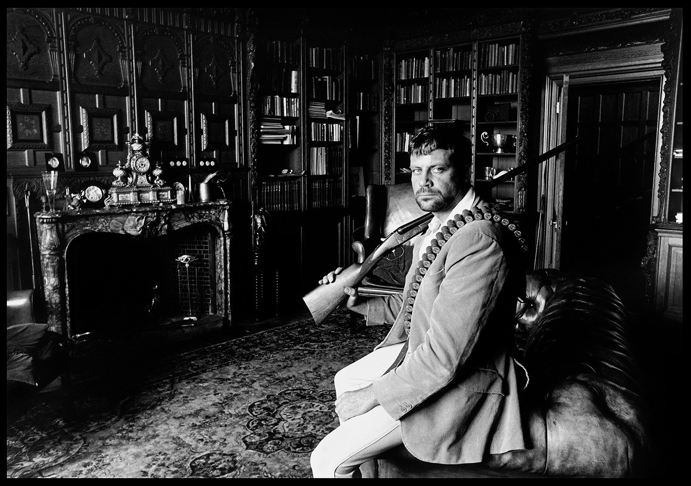 David Steen, Oliver Reed – Broome Hall, England, 1975 David Steen, Oliver Reed – Broome Hall, England, 1975