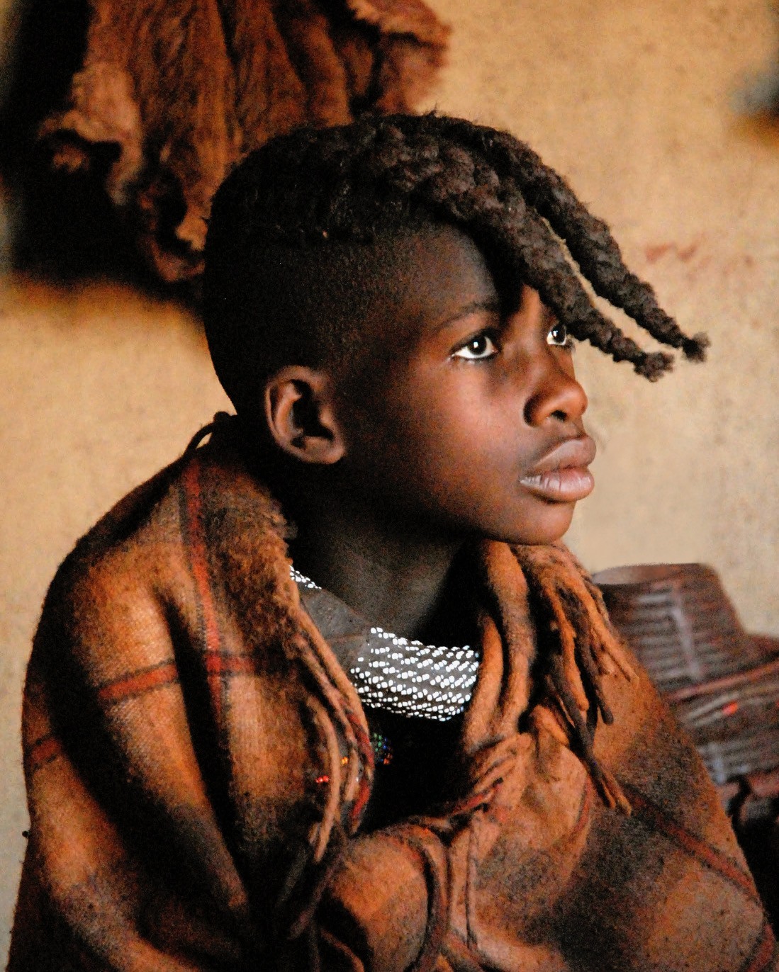 Faie Davis, Himba children look right Faie Davis, Himba children look right