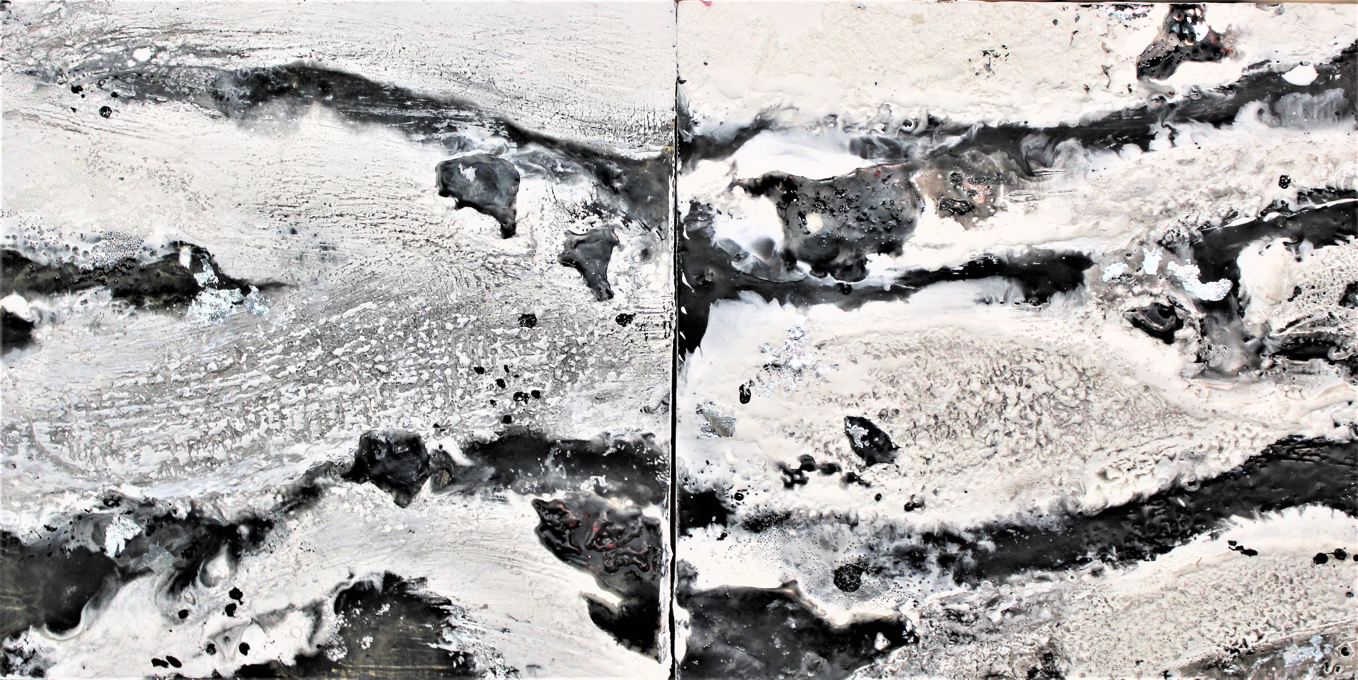 Laura Spring, Yin Yang Ocean Laura Spring, Yin Yang Ocean