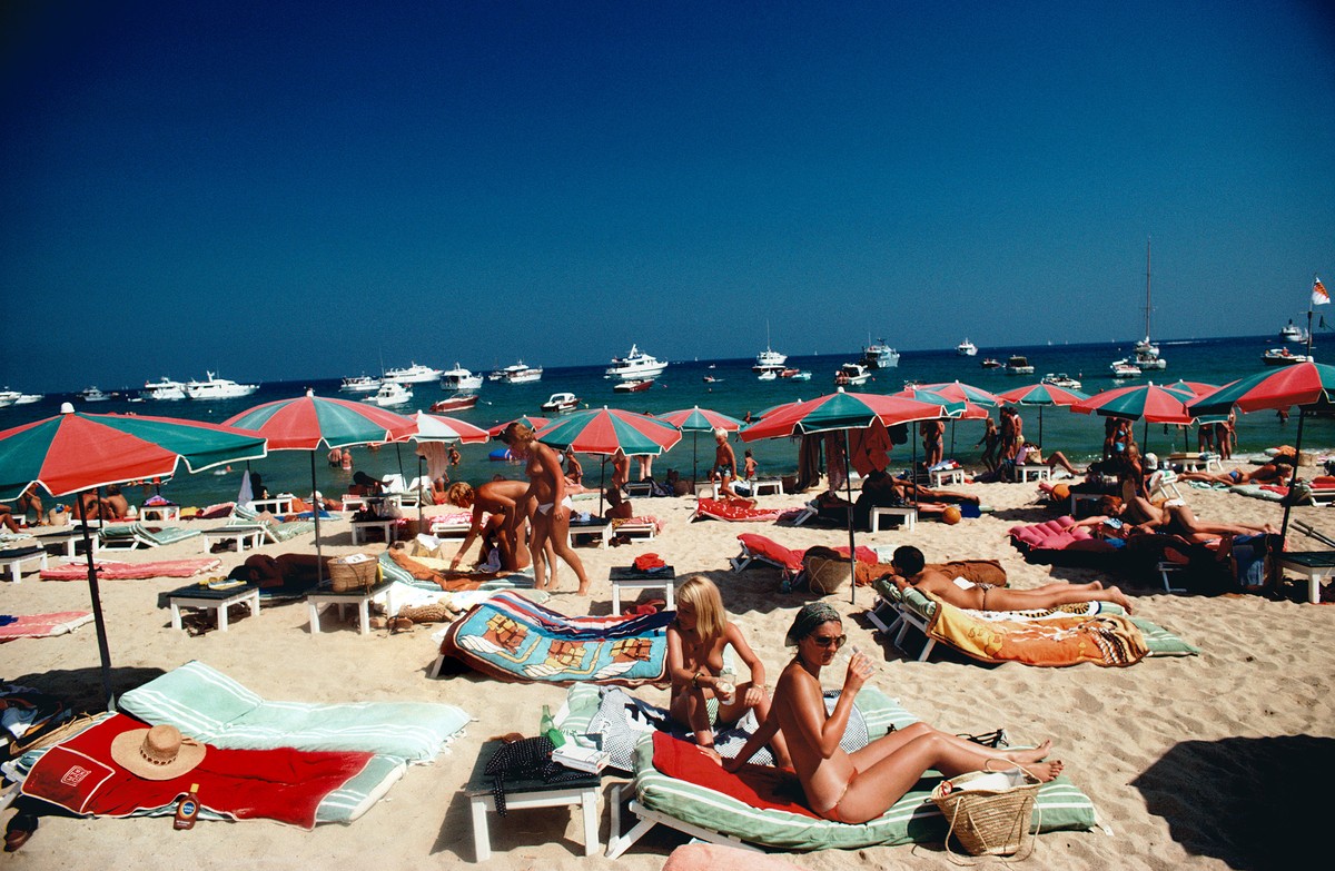 Slim Aarons, Beach At Saint Tropez Slim Aarons, Beach At Saint Tropez