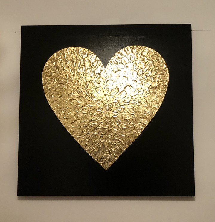 Heart in gold - Love, Amour, Amore, Liebe 3D plaster black and gold leaf  minimalism Pop Art