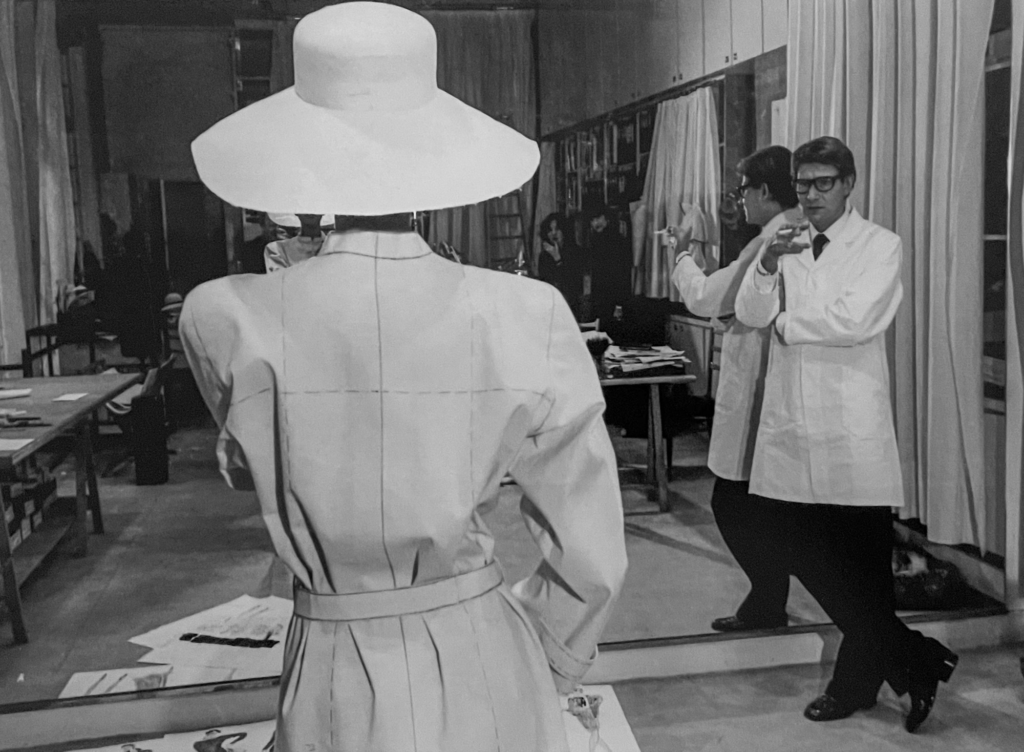 Pierre Boulat, Yves Saint Laurent, préparation de sa 1ère collection Pierre Boulat, Yves Saint Laurent, préparation de sa 1ère collection