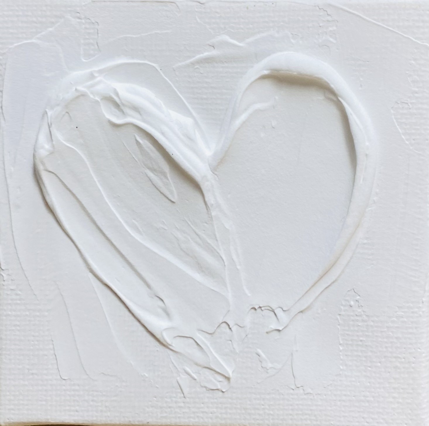 Nataliia Krykun, Heart on white - Love, Amour, Amore, Liebe 3D white plaster Nataliia Krykun, Heart on white - Love, Amour, Amore, Liebe 3D white plaster