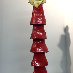 Sculpture, Femme Art Déco à la robe rouge et étole jaune, Atelier Piquifou