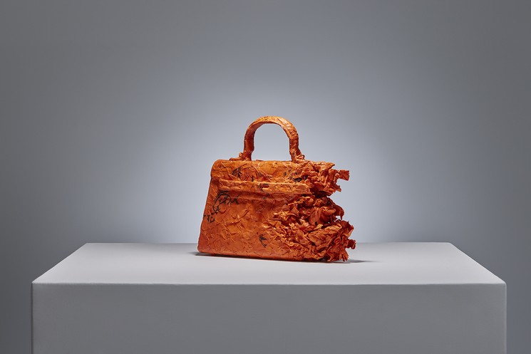 ▷ Hermès Broken Kelly Trash Bag by Chinglish Wang, 2023 ▷ Hermès Broken Kelly Trash Bag by Chinglish Wang, 2023