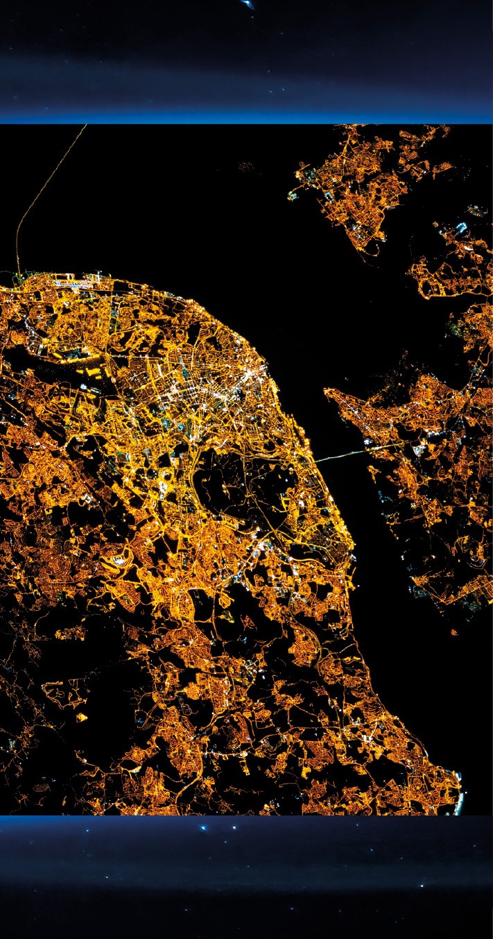 Sabine Schäfer, Lissabon bei Nacht (Lisbon by night) Sabine Schäfer, Lissabon bei Nacht (Lisbon by night)