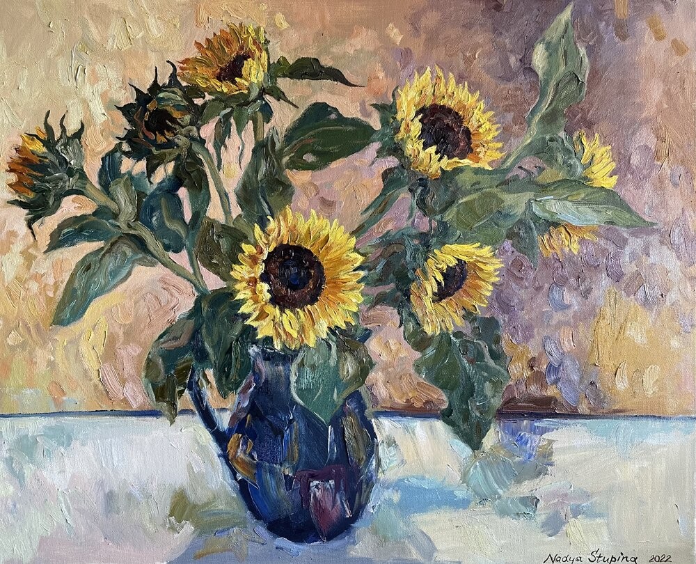 Nadezda Stupina, Sunflowers in a blue vase Nadezda Stupina, Sunflowers in a blue vase