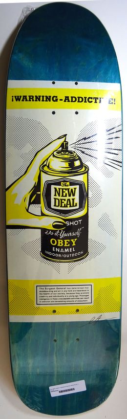 Diseño, Warning Addictive, Shepard Fairey (Obey)