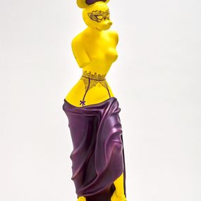 Sculpture, Minnie Mello Yellow, Anna Kara