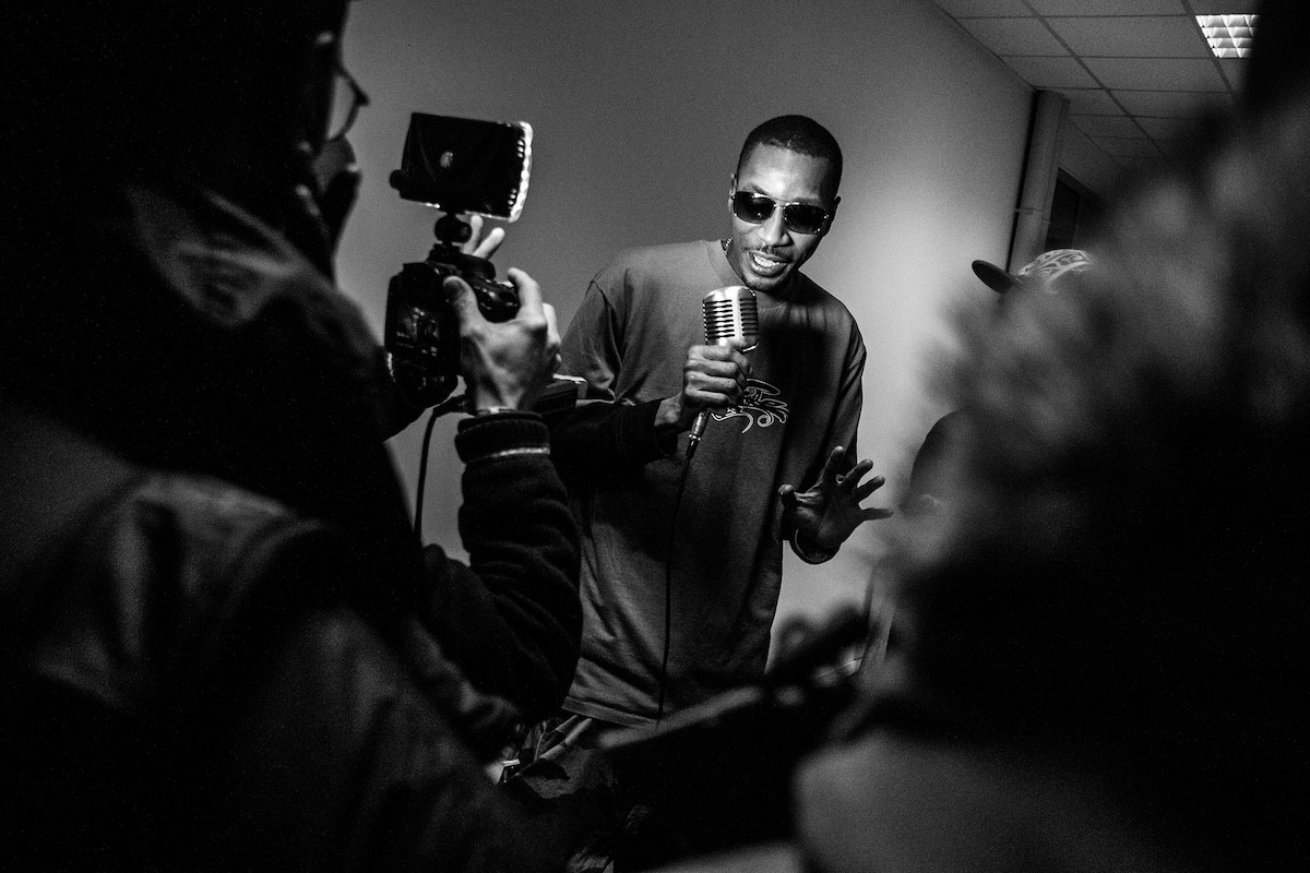 Lucas Perrigot, Dany Dan - La Carrière - Saint Herblain 2013 - Dans les coulisses du festival Hip Opsession - série photo Noir et Blanc Lucas Perrigot, Dany Dan - La Carrière - Saint Herblain 2013 - Dans les coulisses du festival Hip Opsession - série photo Noir et Blanc