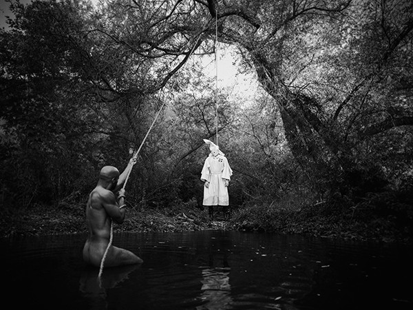 Tyler Shields, Lynching Tyler Shields, Lynching