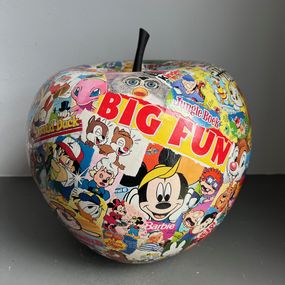 Skulpturen, PopArt Collage Apple - BIG FUN - Donald Duck, Mickey and more, Koen Betjes
