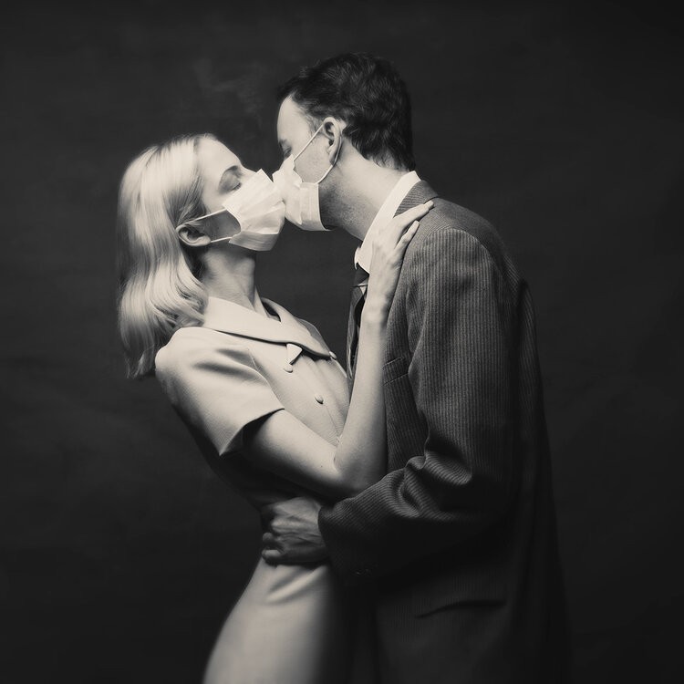 Tyler Shields, Quarantine Kiss Tyler Shields, Quarantine Kiss
