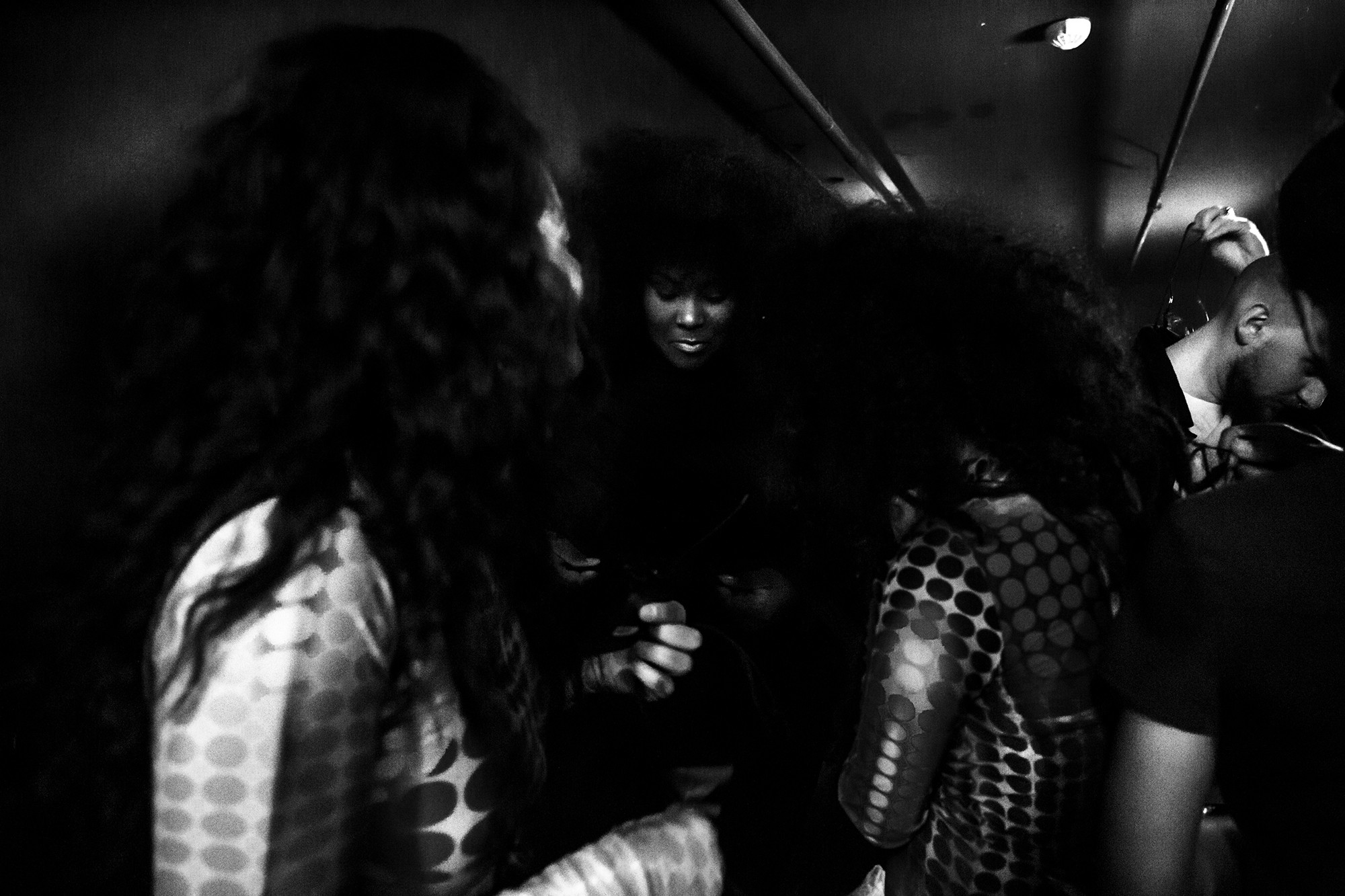 Lucas Perrigot, Yseult - Paris - L'Olympia - Concert d'IBEYI - série photo noir et blanc Lucas Perrigot, Yseult - Paris - L'Olympia - Concert d'IBEYI - série photo noir et blanc