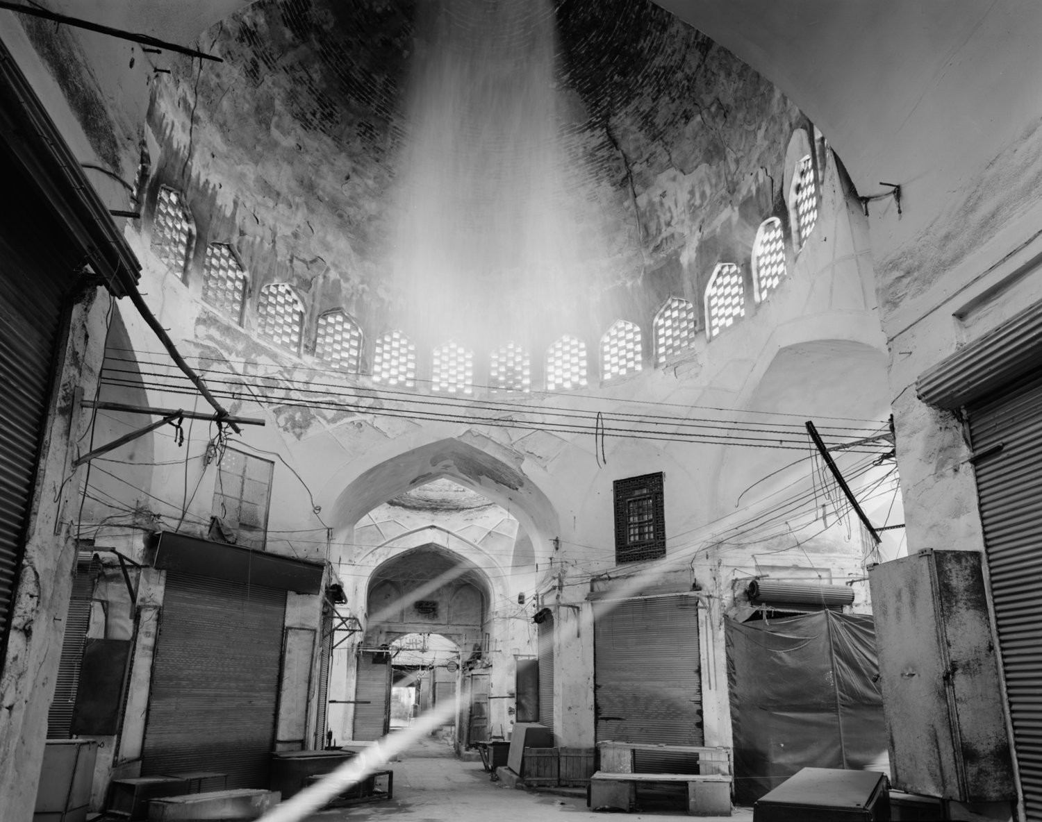 Simeon Posen, Isfahan Bazaar - 764807 Simeon Posen, Isfahan Bazaar - 764807