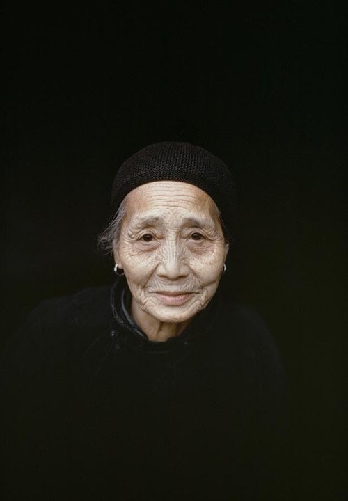 Eve Arnold, China. Retired woman. Eve Arnold, China. Retired woman.