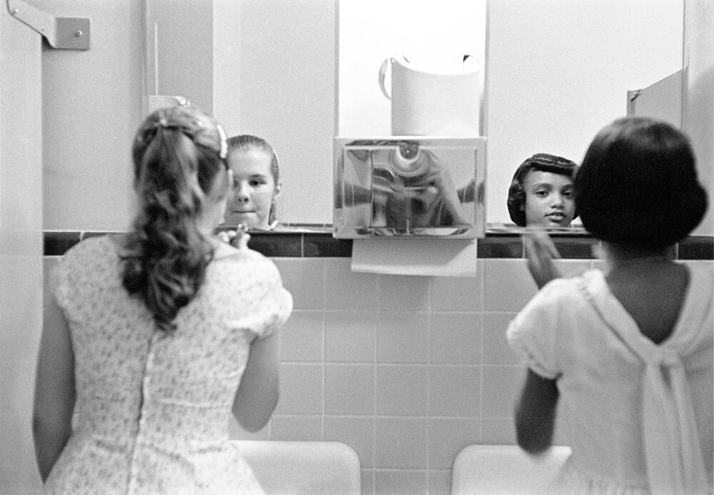 Eve Arnold, USA. Intergration Crisis. Eve Arnold, USA. Intergration Crisis.