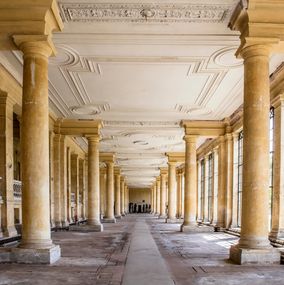 Fotografía, L'Orangerie Abandonnée. From the Grand Interiors series, Celia Rogge