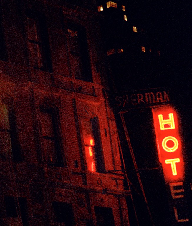 David Drebin, Hot (Lightbox) David Drebin, Hot (Lightbox)
