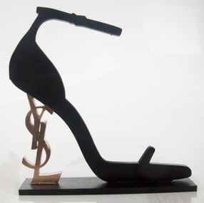 Escultura, Sandale Yves Saint Laurent, PyB