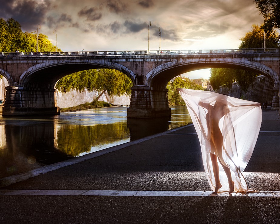 David Drebin, Tunnel Vision (Lightbox) David Drebin, Tunnel Vision (Lightbox)