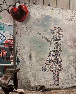 Peinture, Fille en ballon s'échappant du mur, Miguel Guía