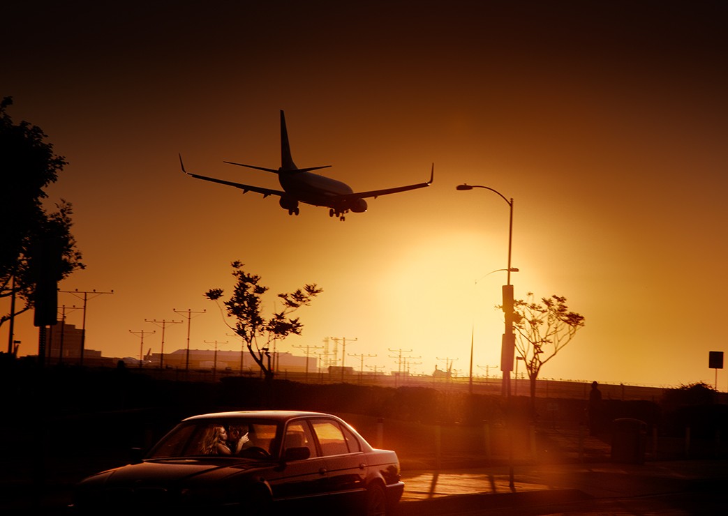 David Drebin, Airport Lovers (L) David Drebin, Airport Lovers (L)
