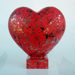Sculpture, Red heart love, Spaco