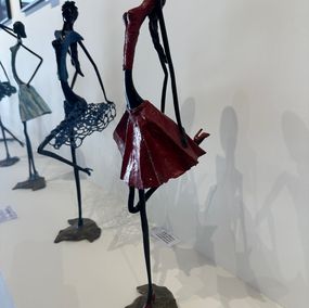 Sculpture, La demoiselle du vent ROUGE, Patricia Grangier