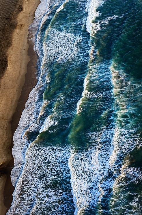David Drebin, Tsunami Of Dreams (M) David Drebin, Tsunami Of Dreams (M)