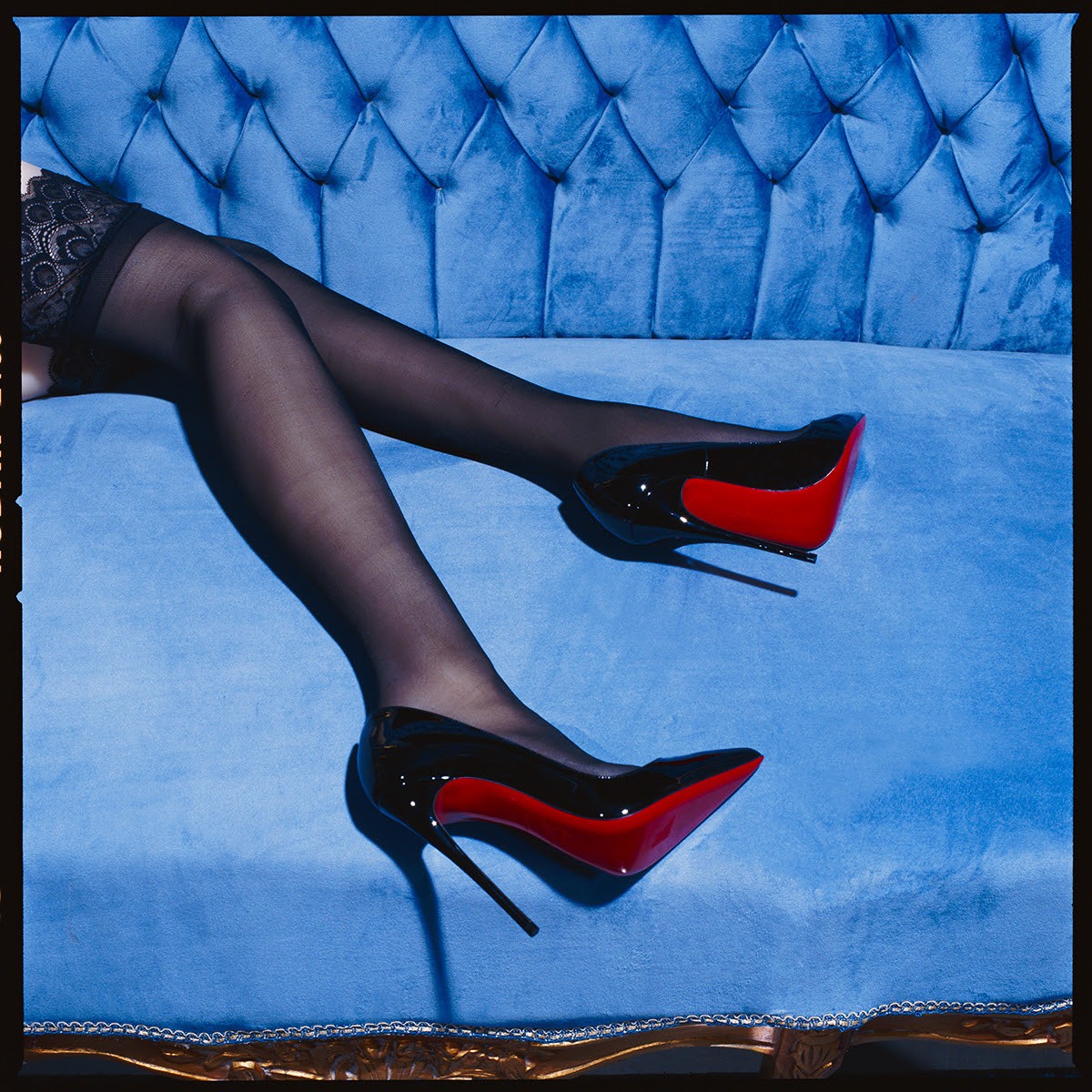 Tyler Shields, Legs in the Gold Room (M) Tyler Shields, Legs in the Gold Room (M)