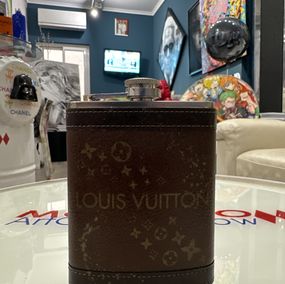 Sculpture, Flasque 0% Alcohol 100 % Pleasure Louis Vuitton LV, Olivier DeGroote