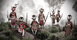 Photographie, XV 78 // XV Papua New Guinea (S), Jimmy Nelson