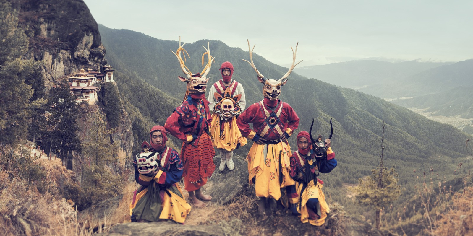 Jimmy Nelson, XXIX 3 // XXIX Bhutan (M) Jimmy Nelson, XXIX 3 // XXIX Bhutan (M)