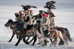 Fotografien, XXX 74 // XXX Kazakhs, Mongolia (S) (1), Jimmy Nelson