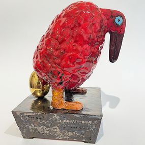 Escultura, Red Beauty with Golden Egg, Nora Blazeviciute