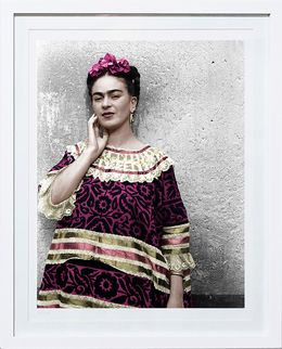 Fotografien, Frida Kahlo in the Blue House, Coyoacán, Mexico., Leo Matiz