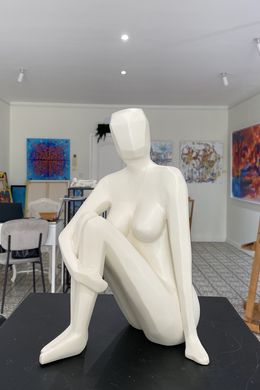 Escultura, Femme assise, Robin G-Modol