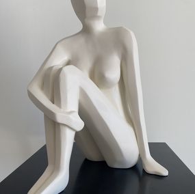 Skulpturen, Femme assise, Robin G-Modol