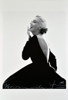 Photographie, The last sitting - Marilyn laughing in black dior dress, 1962, Bert Stern