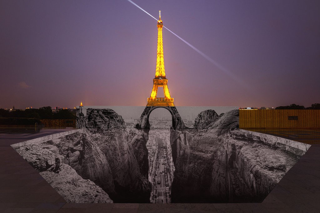 JR, Trompe l'oeil, Les Falaises du Trocadéro, 19 mai 2021, Paris, France (JR 1-4) JR, Trompe l'oeil, Les Falaises du Trocadéro, 19 mai 2021, Paris, France (JR 1-4)