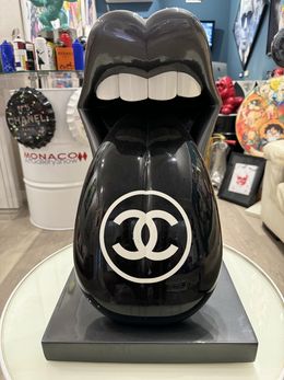 Escultura, Tongue and lips Chanel, S2Bart