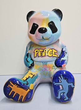 Sculpture, Panda peace, Shelby