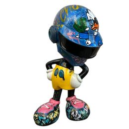 Escultura, Mickey Beats, Dervis Akdemir