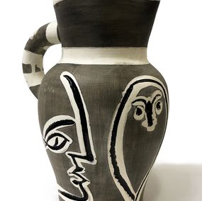 Design, Pichet Gravé Gris (Ceramic Pitcher), Pablo Picasso