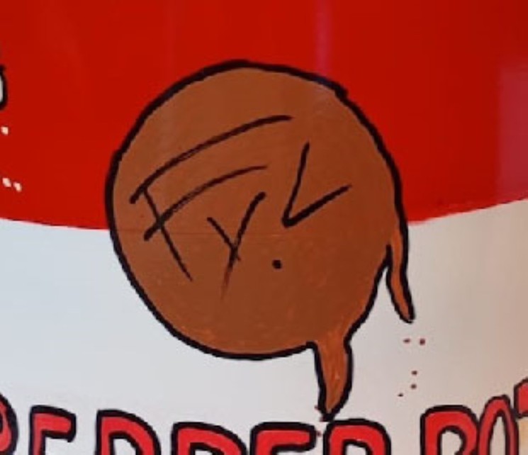 FYL, Pepper pot, 
